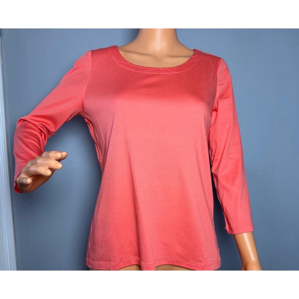 NWT Talbots Women's Small Coral Pink Scoop Neck 3/4 Sleeve Button Back Knit Top.